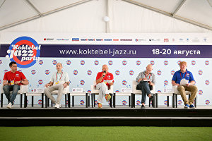Koktebel Jazz Party фестивалининъ ачылувына багъышлангъан матбуат-конференция.